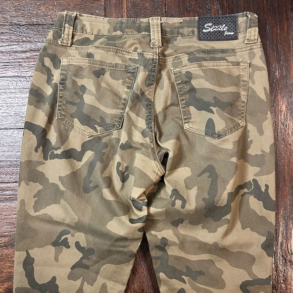 Vintage Y2K Low Rise Camo Pants with Rhinestone Details - Picture 2 of 9